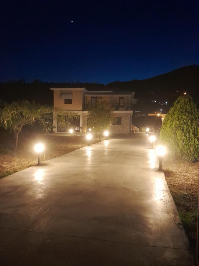 Central House 1 Epidaurus Екстер'єр фото